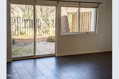 220 Elizabeth Street #Apt B6, Chapel Hill, NC 27514 - Photo 6
