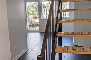 220 Elizabeth St, Chapel Hill, NC 27514 - Photo 2