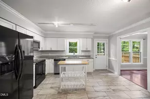 6608 Champaign Pl, Raleigh, NC 27615 - Photo 16
