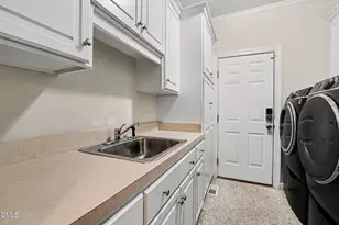 804 S Baden Ct, Goldsboro, NC 27534 - Photo 16