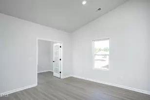 128 Neuse Hollow Ct, Clayton, NC 27527 - Photo 10
