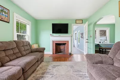 203 Vernon Street, Broadway, NC 27505 - Photo 6