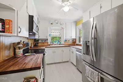 203 Vernon Street, Broadway, NC 27505 - Photo 16