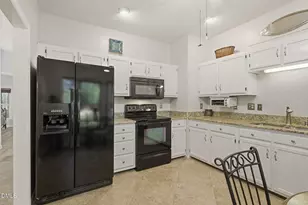 126 Riverwalk Cir, Cary, NC 27511 - Photo 4