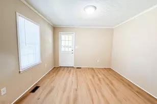 1201 Dover St, Roxboro, NC 27573 - Photo 10