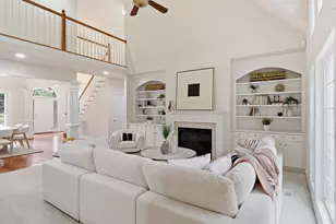 905 Babbling Creek Ln, Fuquay Varina, NC 27526 - Photo 2