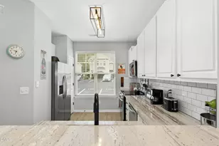 8454 Central Dr, Raleigh, NC 27613 - Photo 8