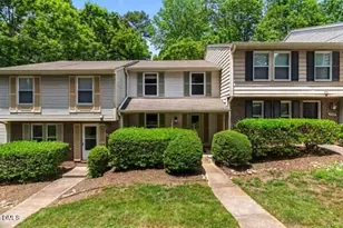 1910 Fox Sterling Dr, Raleigh, NC 27606 - Photo 2