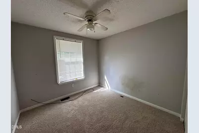 108 E Chalfont Way, Cary, NC 27513 - Photo 16