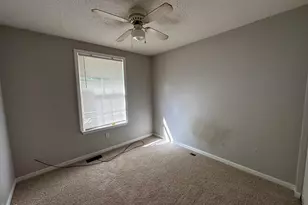 108 E Chalfont Way, Cary, NC 27513 - Photo 16