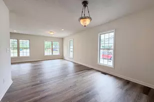 1210 N Park Ave, Dunn, NC 28334 - Photo 8