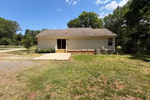 5720 Walnut Grove Church Rd, Hurdle Mills, NC 27541 - Photo 16