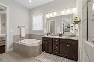 1049 Queensdale Dr, Cary, NC 27519 - Photo 20