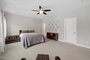 1049 Queensdale Dr, Cary, NC 27519 - Photo 38