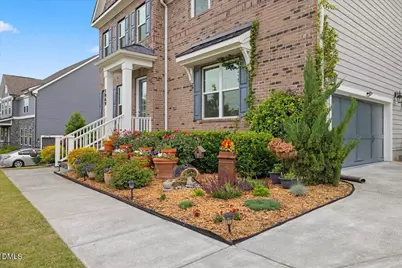 1049 Queensdale Drive, Cary, NC 27519 - Photo 10
