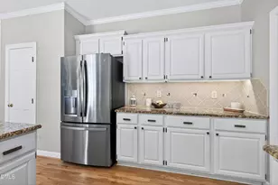 115 N Drawbridge Ln, Cary, NC 27513 - Photo 32