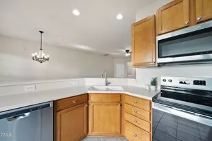 8402 Saltwood Pl, Raleigh, NC 27617 - Photo 10