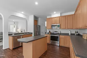8601 Barrett Hall Ln, Wake Forest, NC 27587 - Photo 4