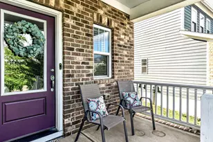 2516 Glade Mill Ct, Fuquay Varina, NC 27526 - Photo 2
