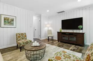 701 Oak Tree Dr, Chapel Hill, NC 27517 - Photo 10