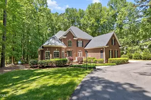 3909 Britt Dawn Ln, Zebulon, NC 27597 - Photo 2