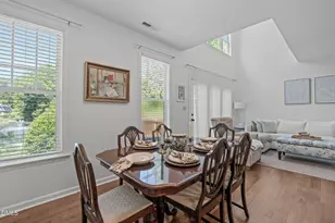 10402 Shadowlawn Dr, Raleigh, NC 27614 - Photo 12