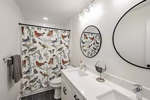 828 Woodburn Rd, Raleigh, NC 27605 - Photo 46