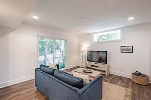 828 Woodburn Rd, Raleigh, NC 27605 - Photo 50