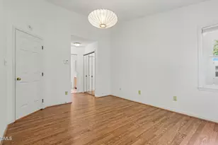 2001 Pathway Dr, Chapel Hill, NC 27516 - Photo 20