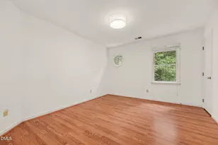 2001 Pathway Dr, Chapel Hill, NC 27516 - Photo 20