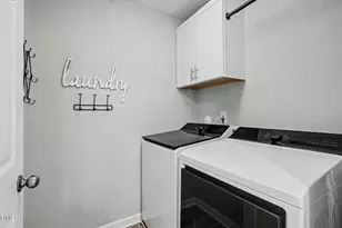 401 October Glory Ln, Apex, NC 27539 - Photo 20