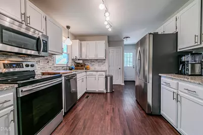 106 Amberhill, Garner, NC 27529 - Photo 4