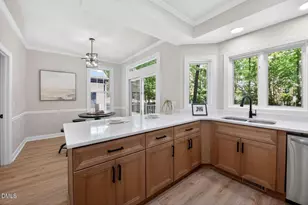 101 Hanover Pl, Chapel Hill, NC 27516 - Photo 10