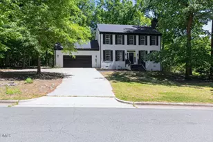 101 Hanover Pl, Chapel Hill, NC 27516 - Photo 1