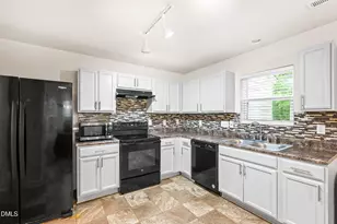 380 Anna St, Lillington, NC 27546 - Photo 10