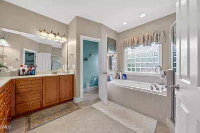 9408 Lake Villa Way, Raleigh, NC 27614 - Photo 28