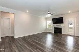 2012 Heisser Ln, Fuquay Varina, NC 27526 - Photo 2
