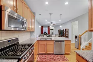 1035 Contessa Dr, Cary, NC 27513 - Photo 6