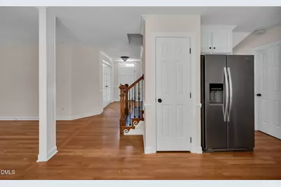 112 Parkmeadow Drive, Cary, NC 27519 - Photo 6