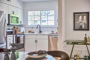 2613 McNeil St, Raleigh, NC 27608 - Photo 2