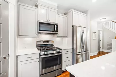 20 Tarwick Avenue, Chapel Hill, NC 27516 - Photo 14