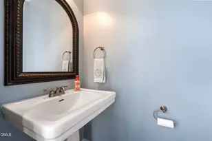 10 Wyndham Pl Dr, Fuquay Varina, NC 27526 - Photo 8