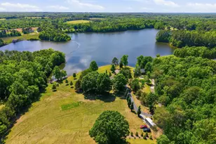 138 Lake Cammack Ct, Burlington, NC 27217 - Photo 2