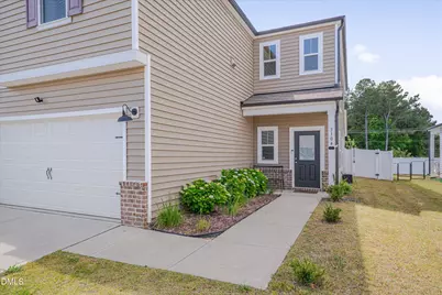 3104 Lake Barkley Way, Fuquay-Varina, NC 27526 - Photo 2