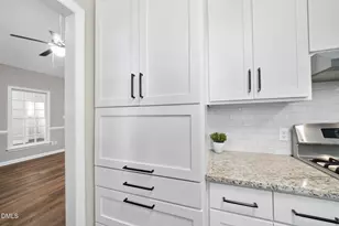 7004 Norwich Dr, Raleigh, NC 27613 - Photo 12