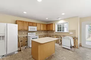 75 Averasboro Dr, Clayton, NC 27520 - Photo 12