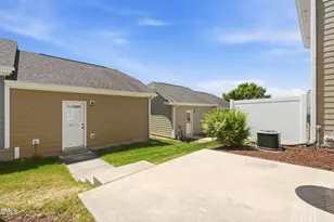 2417 Historic Cir, Morrisville, NC 27560 - Photo 36