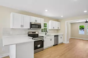 700 Berwyn Ave, Durham, NC 27704 - Photo 8