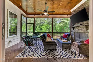6109 Norwood Pl, Raleigh, NC 27613 - Photo 20