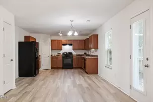 409 Ardross St, Fuquay Varina, NC 27526 - Photo 8